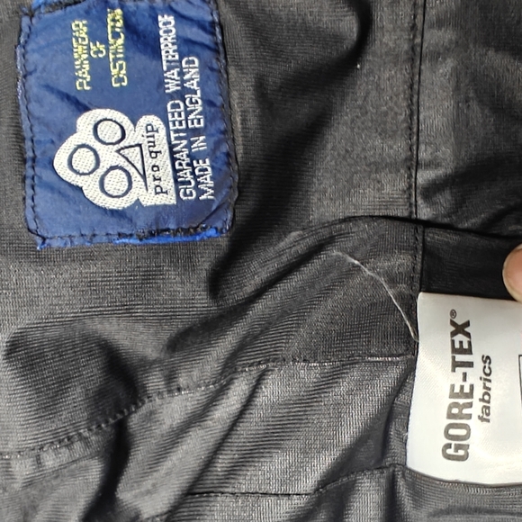 Jacket - Picture 6 of 6